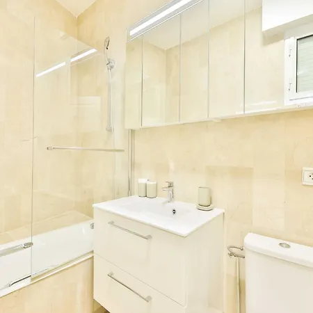 Magnificent - 2p - Place Victor Hugo Διαμέρισμα *